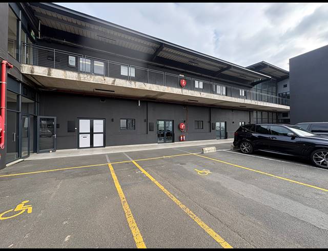 77M² RETAIL TO LET IN BALLITO CENTRAL